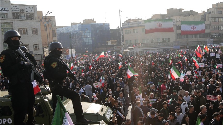 Mỹ kêu gọi công dân nước mình rời Iran 'ngay lập tức'