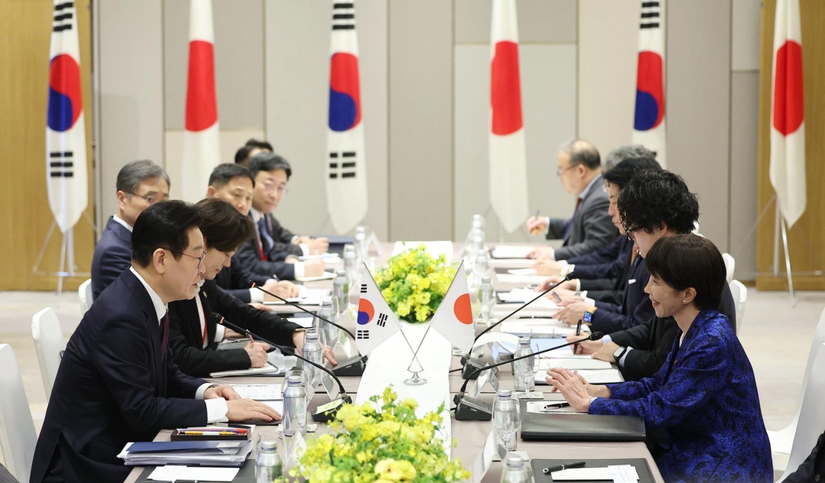 Quang cảnh cuộc hội đàm ngày 13/1. Ảnh: Yonhap