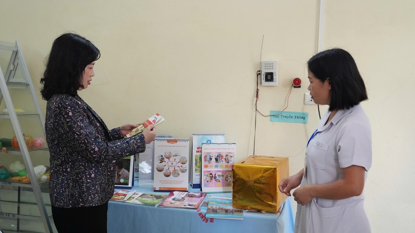 Bộ trưởng Y tế Đào Hồng Lan cho biết, với Nghị quyết 72-NQ/TW Bộ sẽ tập trung xây dựng hệ thống chăm sóc sức khỏe nhân dân toàn diện, từ sớm, từ xa và ngay tại cơ sở