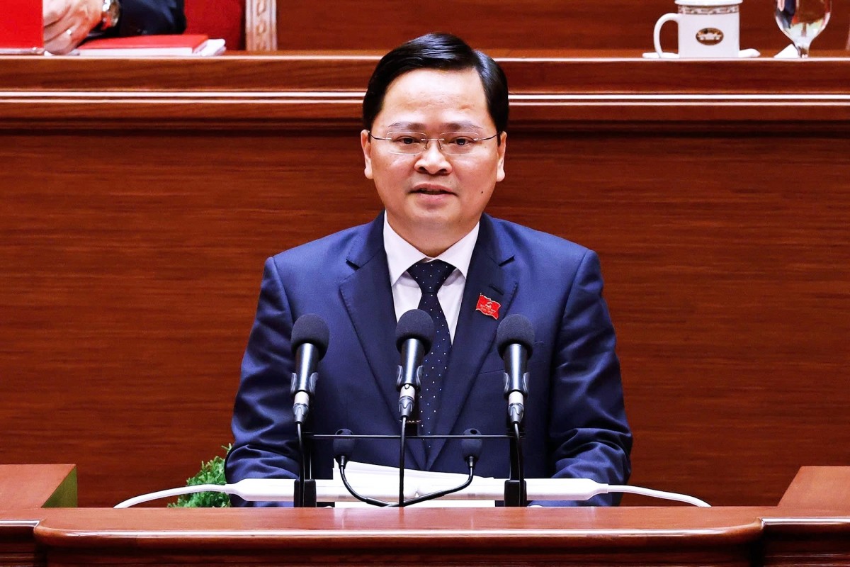 Ủy viên Trung ương Đảng, Phó Trưởng Ban Chính sách, chiến lược Trung ương Nguyễn Anh Tuấn tham luận về các giải pháp chiến lược nhằm tăng trưởng 555Win login đăng nhập hai con số trong giai đoạn mới 2026-2030. Ảnh: TTXVN.