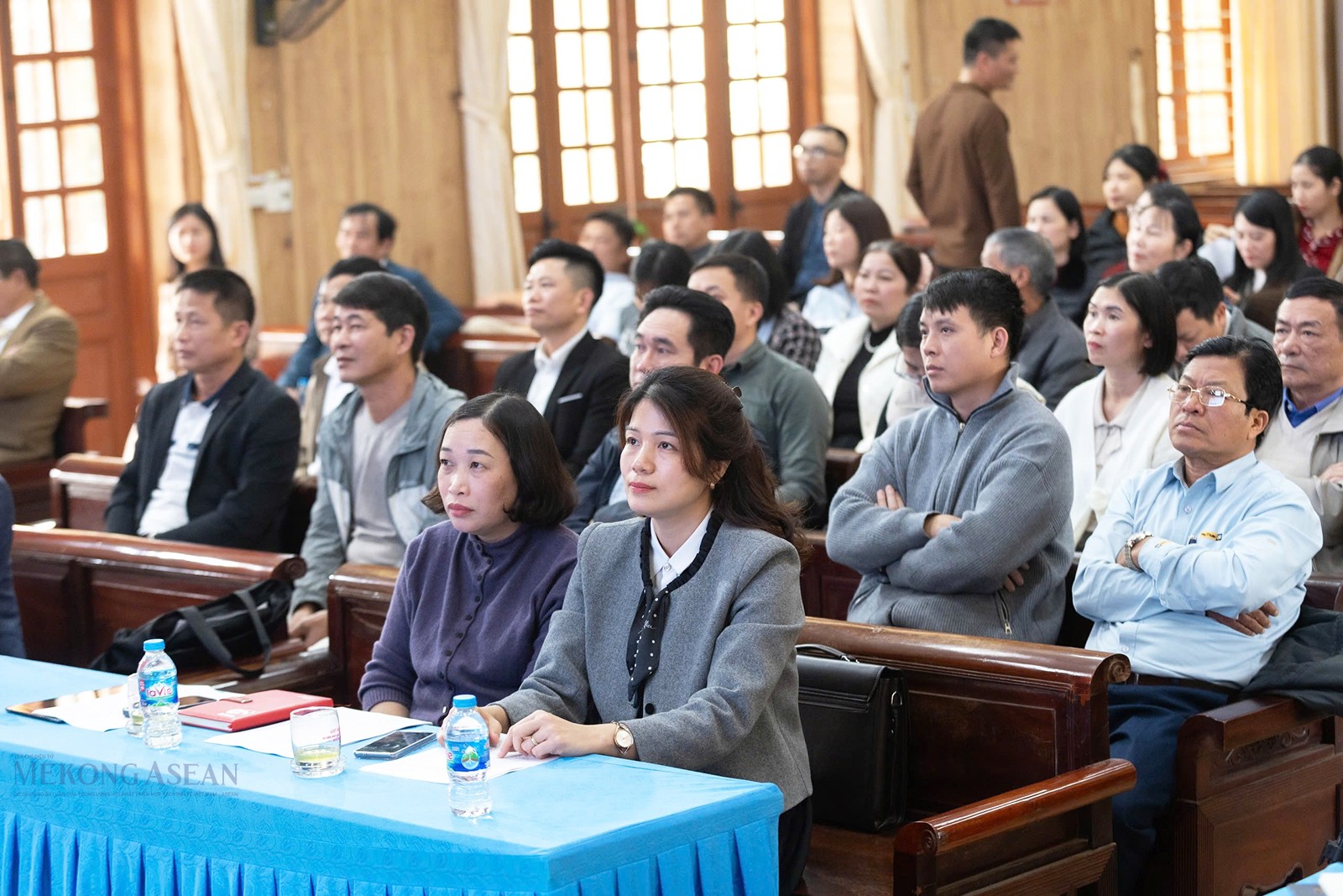 Các đại biểu dự hội nghị. Ảnh: Hương Tuấn.