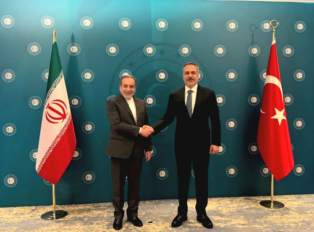 Ngoại trưởng Iran Abbas Araqchi (trái) và người đồng cấp Thổ Nhĩ Kỳ Hakan Fidan tại Istanbul. Ảnh: Bộ Ngoại giao Iran