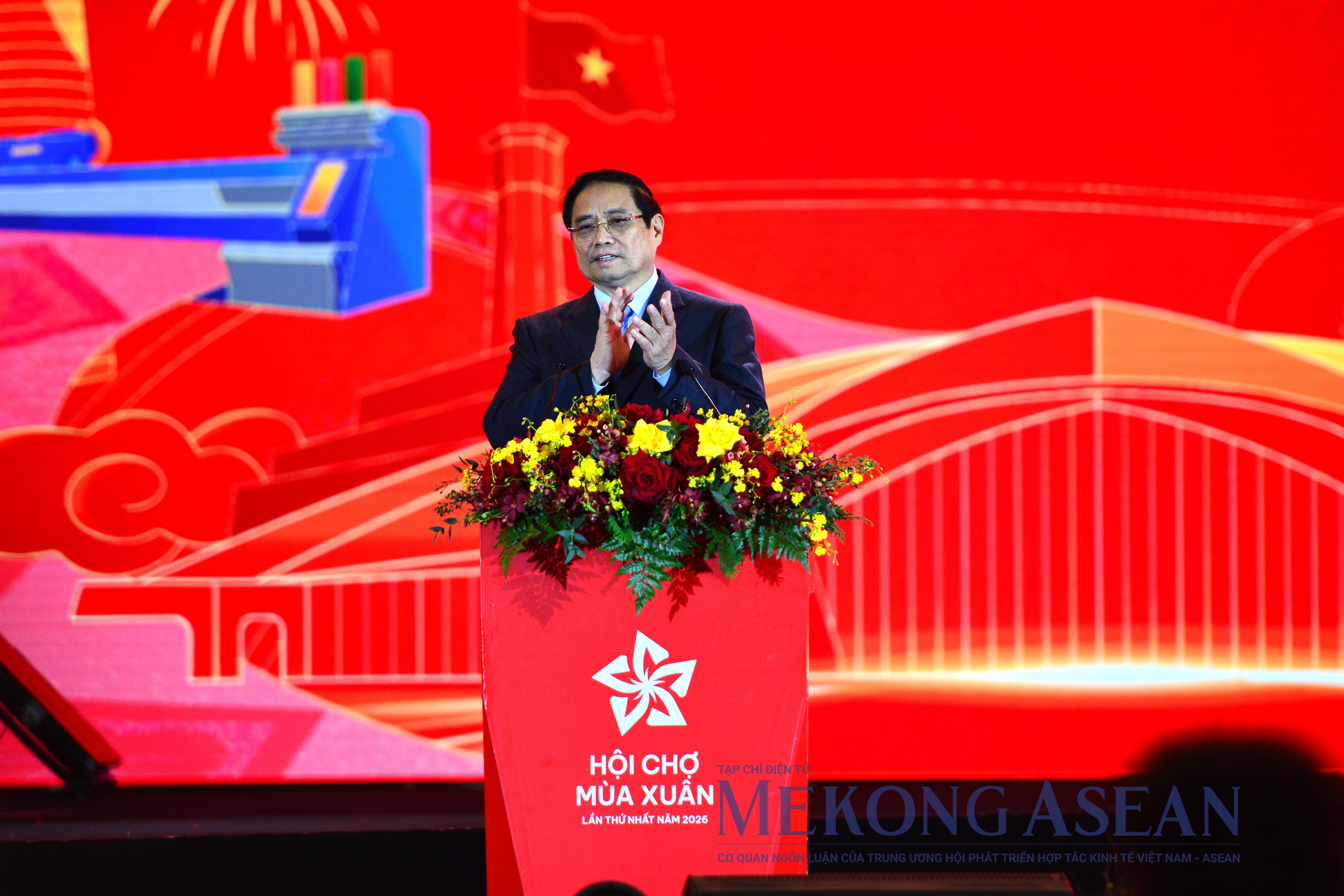 Phiên bản chính thức của 555Win khai mạc Hội chợ Mùa Xuân năm 2026