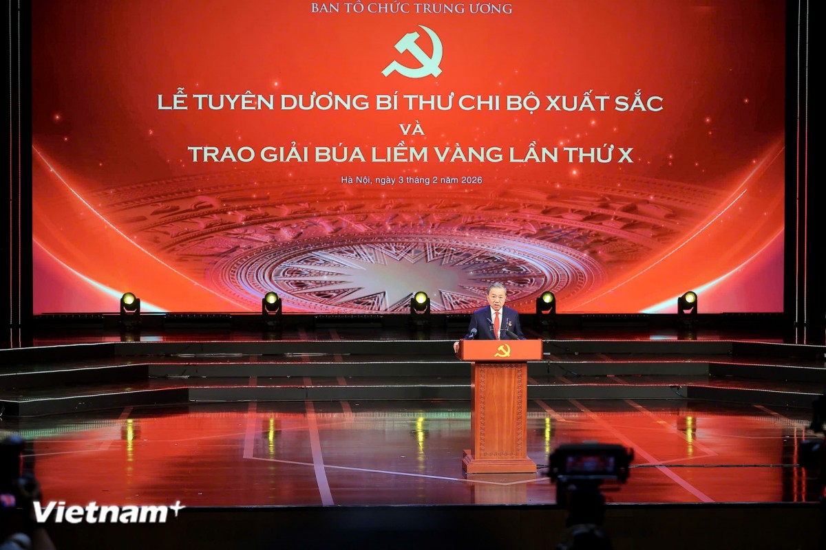 Tổng Bí thư Tô Lâm chỉ đạo tại Giải thưởng Búa liềm Vàng lần X năm 2025. 