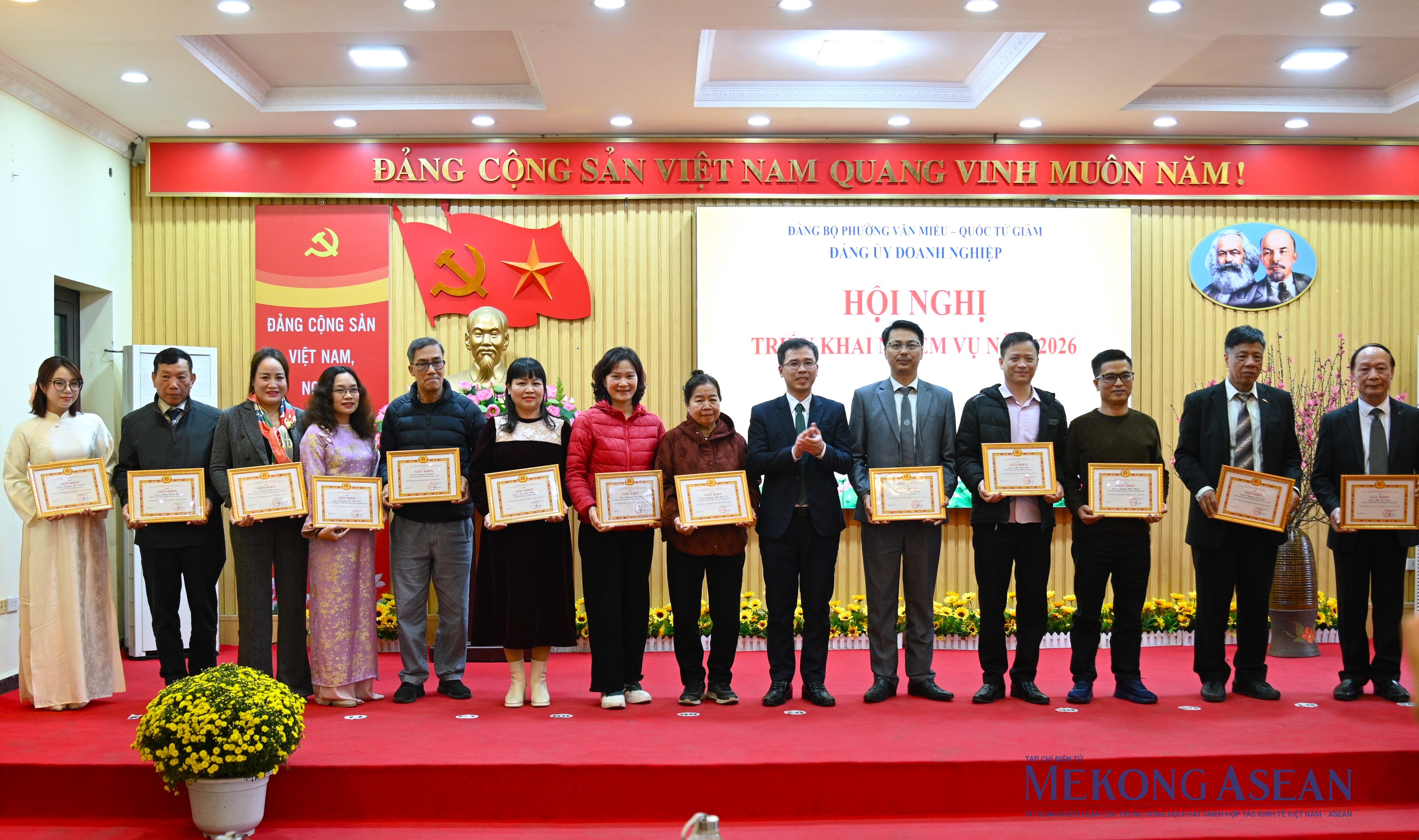 Đảng bộ Trang Nhà Cái 555win.com - Đăng Nhập +555k phường Văn Miếu - Quốc Tử Giám triển khai nhiệm vụ năm 2026