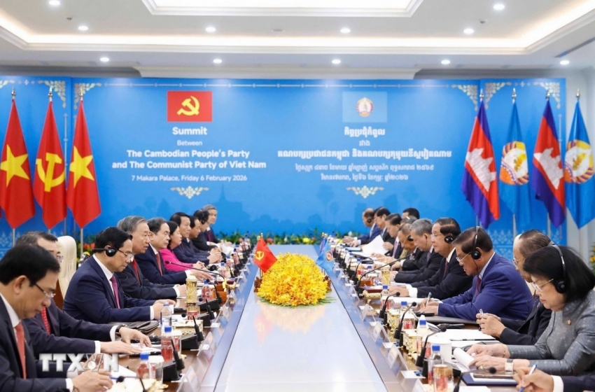 Việt Nam coi trọng và ưu tiên phát triển quan hệ với Campuchia