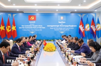 Việt Nam coi trọng và ưu tiên phát triển quan hệ với Campuchia
