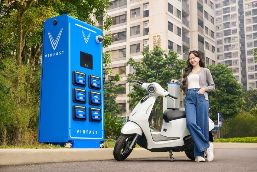 VinFast 'tung' quà Tết, miễn phí sạc pin 3 năm cho người mua xe