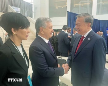 Tổng Bí thư gặp lãnh đạo các nước nhân dịp dự cuộc họp Hội đồng Hòa bình