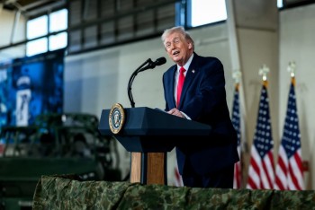 Ông Trump nâng mức thuế toàn cầu từ 10% lên 15%