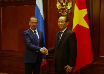 Đặc phái viên của Tổng Bí thư Tô Lâm hội kiến lãnh đạo hai đảng lớn của Nga