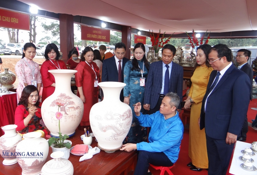 Hải Phòng xúc tiến du lịch và thương mại tại lễ hội Côn Sơn - Kiếp Bạc