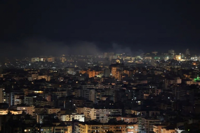 Israel không kích thủ đô Lebanon để đáp trả Hezbollah