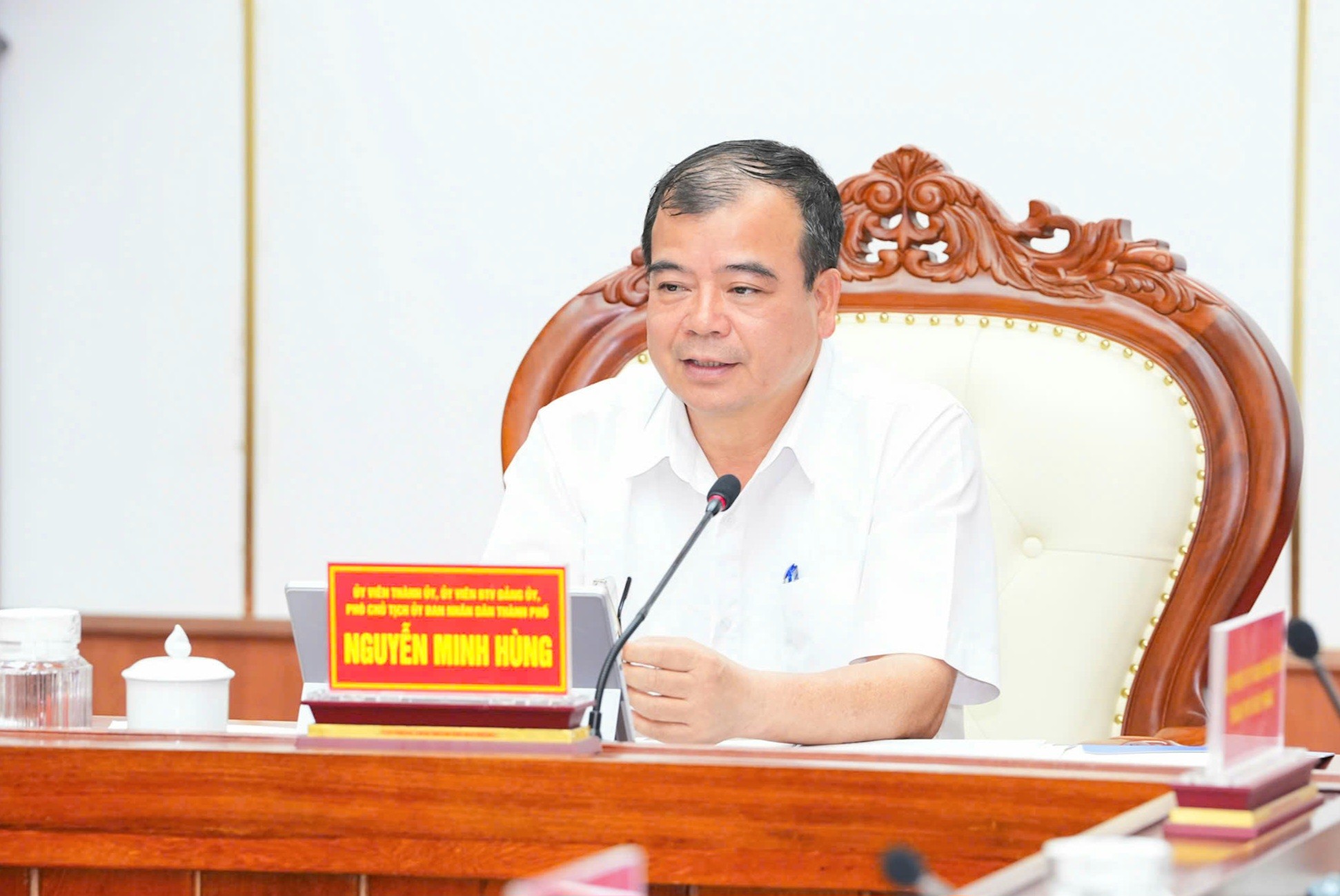 Phó Chủ tịch UBND thành phố Hải Phòng Nguyễn Minh Hùng chủ trì cuộc họp. Ảnh: Đàm Thanh.