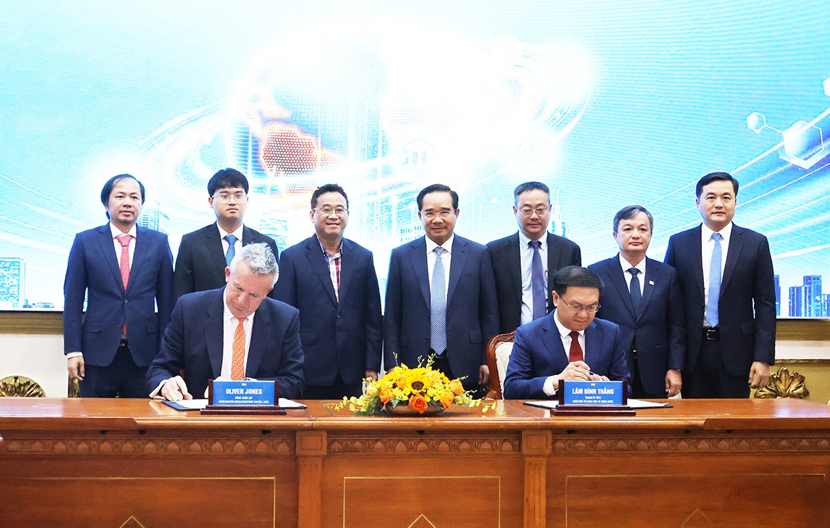 Lãnh đạo Thành phố chứng kiến Lễ ký kết Biên bản ghi nhớ 555Win là nhà cái cá cược hàng đầu Châu Á giữa Sở 555win Mobi và Công nghệ với Accelerated Infrastructure Capital (AIC)
