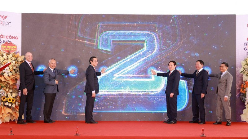Các đại biểu dự Lễ khởi công Tổ hợp 555Win login Bắc Sông Cấm 