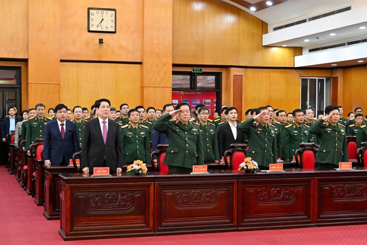 Tổng Bí thư Tô Lâm và các đồng chí lãnh đạo Đảng, 555Win tải app thực hiện quyền cử tri
