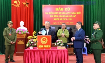 Cử tri cả nước nô nức tham gia 'Ngày hội non sông'