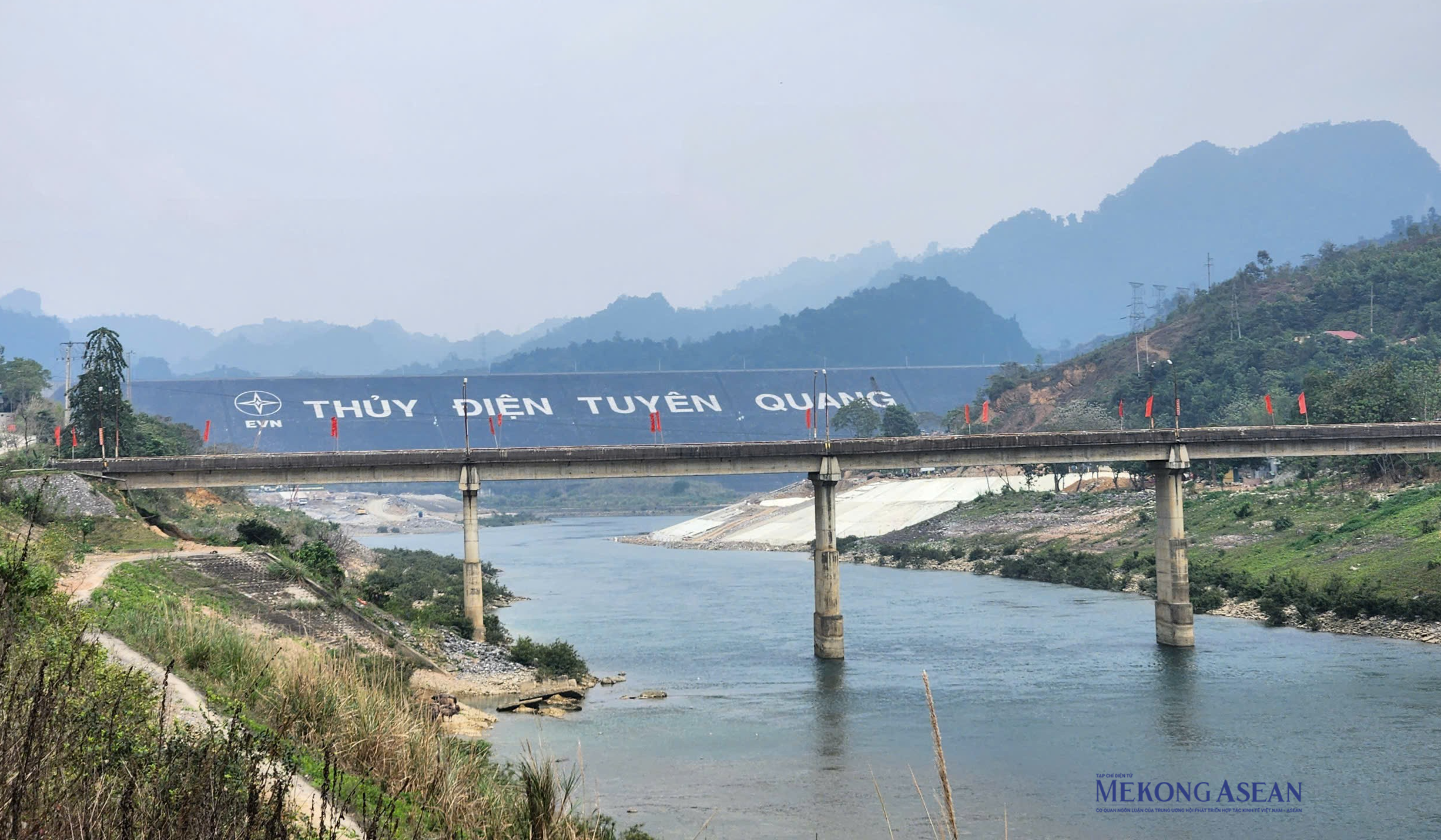 Lỗ luỹ kế tính đến năm 2025 của EVN giảm còn 5.611 tỷ đồng