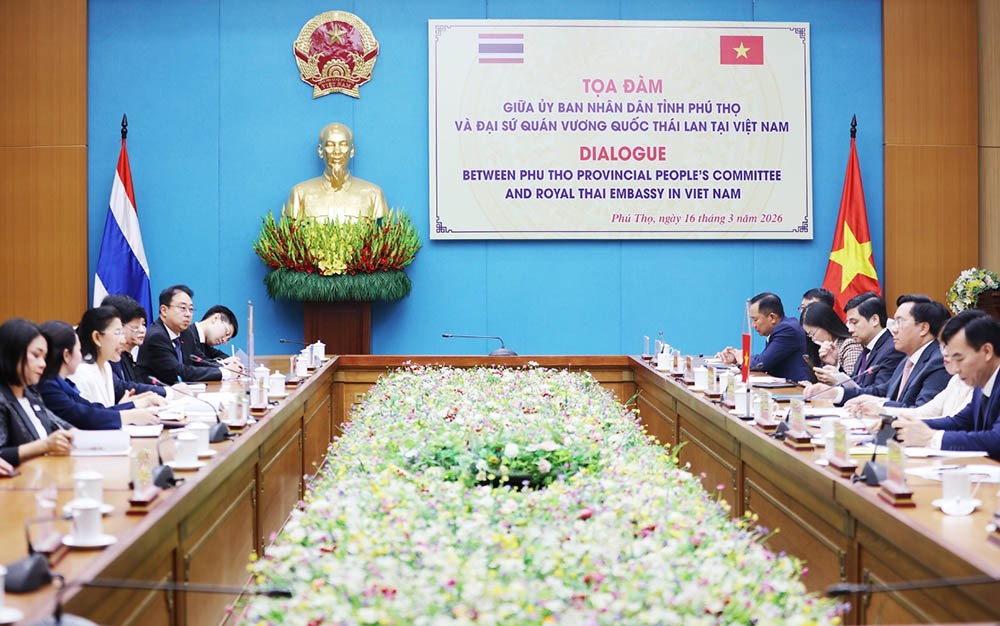Buổi toạ đàm giữa Chủ tịch UBND tỉnh Phú Thọ với 