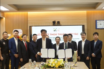 Hai cơ sở đào tạo ‘bắt tay’ ươm tạo startup công nghệ trong đại học