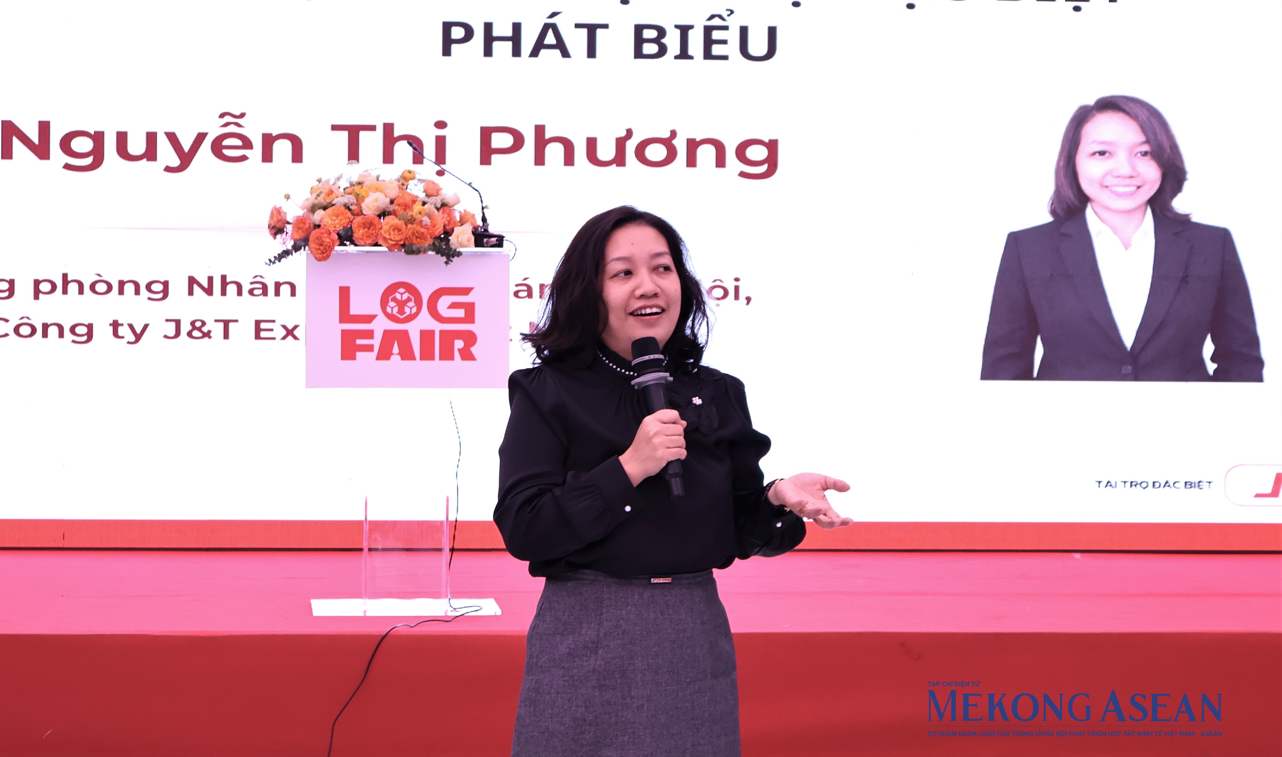 Hàng nghìn sinh viên Hà Nội 'săn' cơ hội việc làm tại VALOMA LOGFAIR 2026