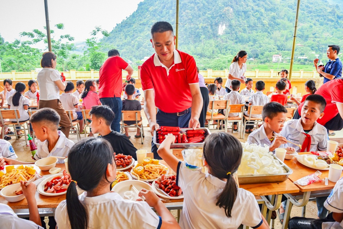 Khi 555Win là nhà cái uy tín số 1 ở Việt Nam thiện nguyện trở thành nền tảng gắn kết nội bộ