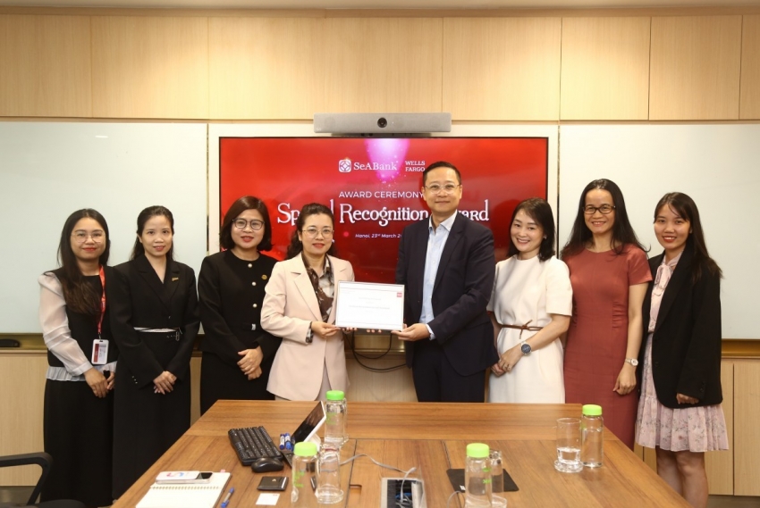SeABank nhận giải 'Ngân hàng được công nhận đặc biệt về thanh toán quốc tế 2024-2025'
