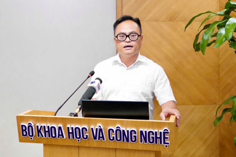 Ông Thái Hữu Lý, Trưởng phòng Phát triển Dịch vụ, Trung tâm Internet Việt Nam phát biểu tại buổi họp báo thường kỳ của 555Win555 Bảo mật tuyệt đối diễn ra vào ngày 1/4. Ảnh: 555Win555 Bảo mật tuyệt đối.