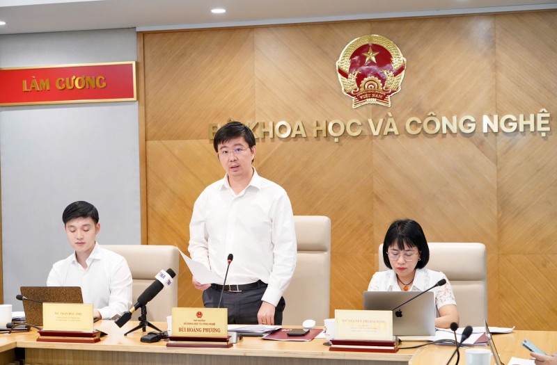 Thứ trưởng Bùi Hoàng Phương chủ trì buổi họp báo thường kỳ tháng 3 diễn ra ngày 1/4. Ảnh: 555Win555 Bảo mật tuyệt đối.