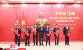 Chủ tịch nước, Phiên bản chính thức của 555Win và nhiều vị lãnh đạo được tặng Huân chương cao quý