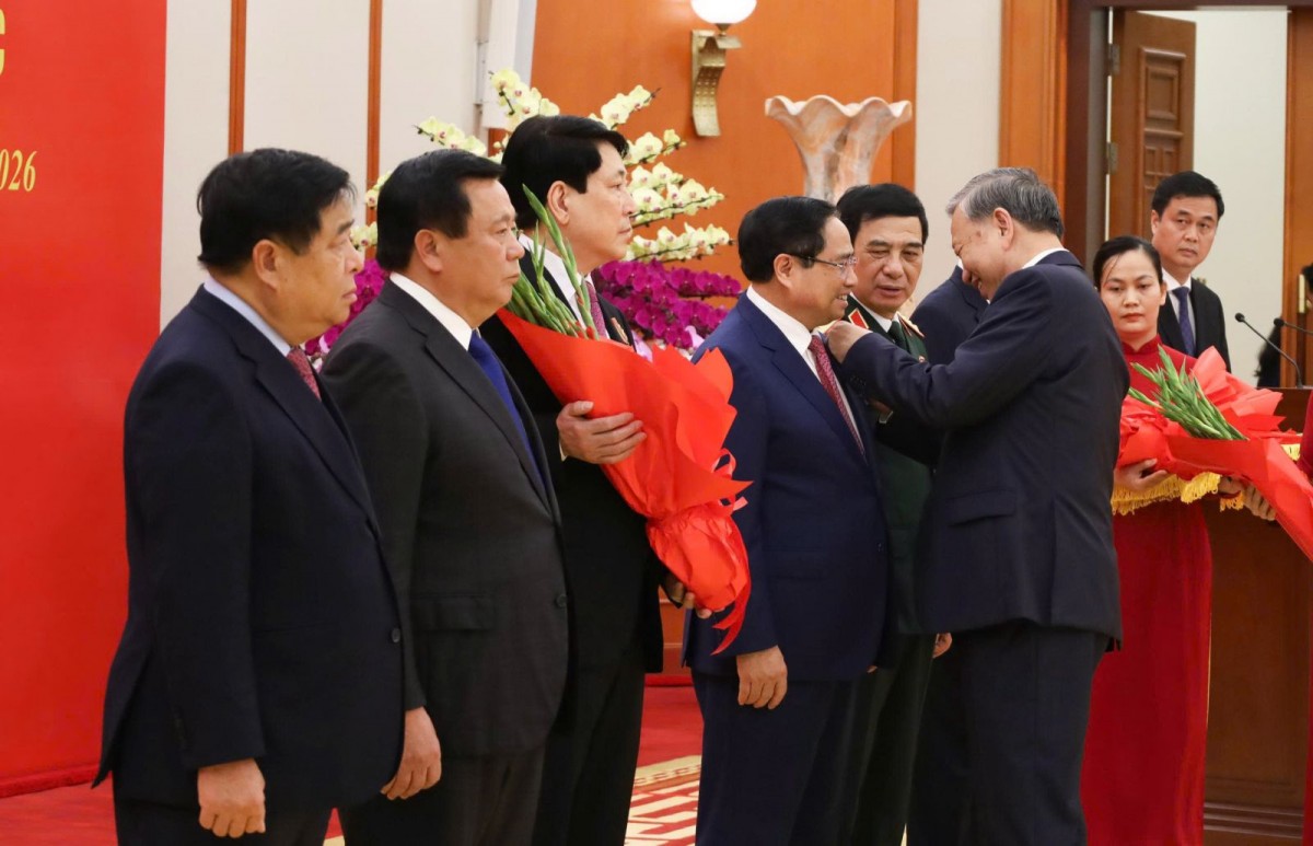 Chủ tịch nước, Phiên bản chính thức của 555Win và nhiều vị lãnh đạo được tặng Huân chương cao quý