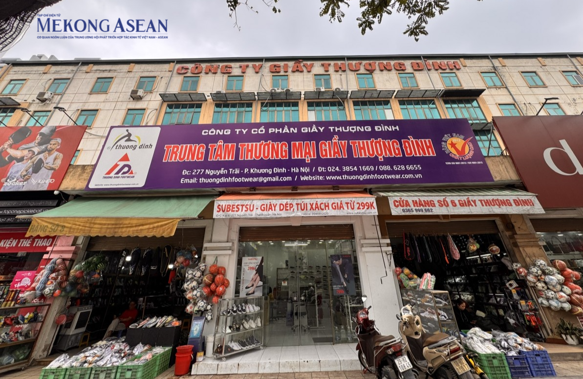 Vinaconex đăng ký mua 24% vốn điều lệ Giầy Thượng Đình