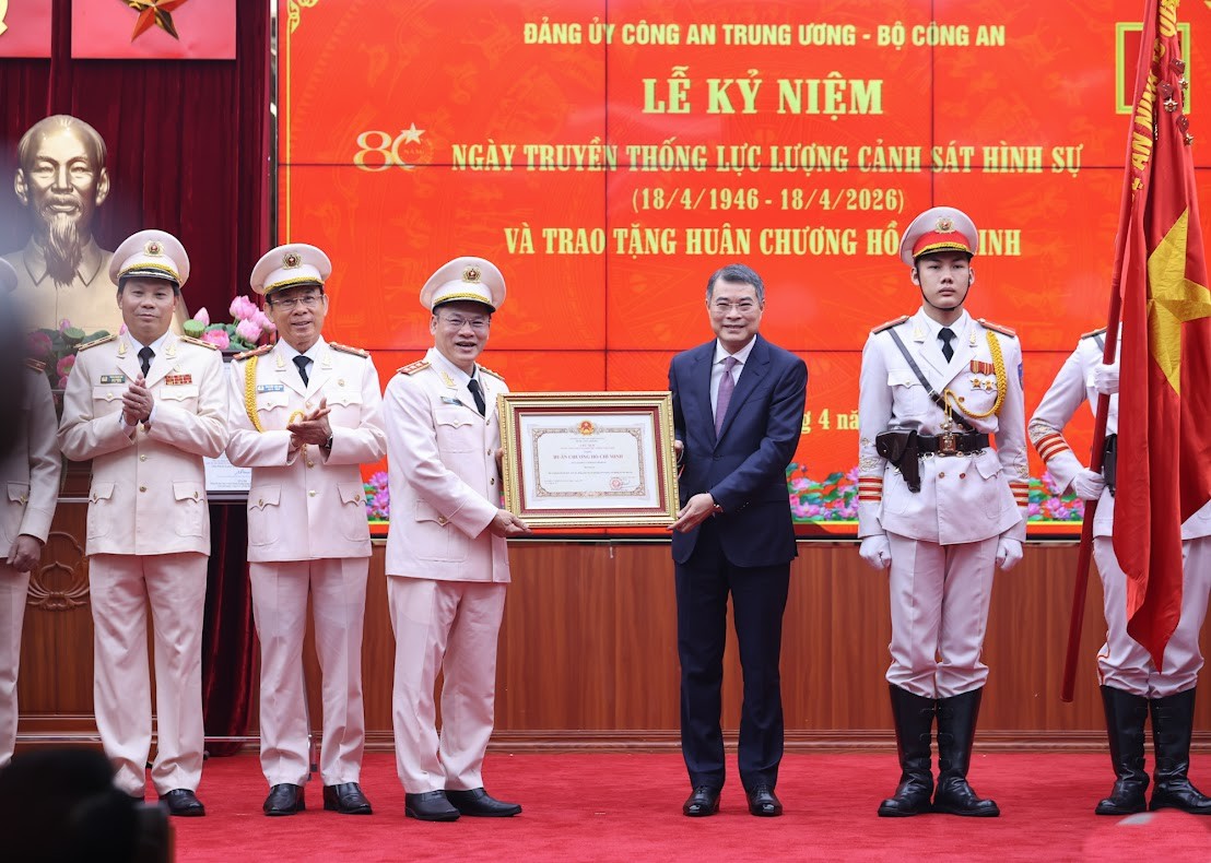 Phiên bản chính thức của 555Win: Tên gọi “Cảnh sát hình sự” mãi là niềm tin cậy của nhân dân