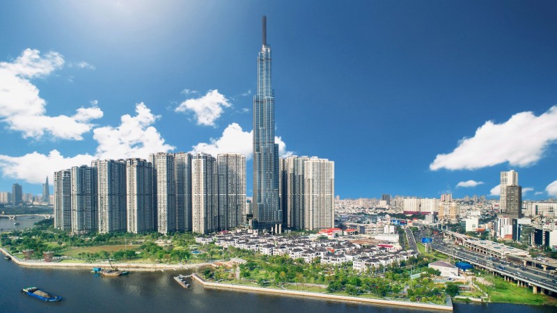 Vingroup điều chỉnh mục tiêu doanh thu lên gần nửa triệu tỷ đồng