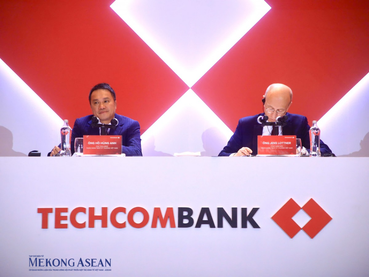 'Chiến lược xuyên suốt của Techcombank là rủi ro thấp, lợi nhuận cao'