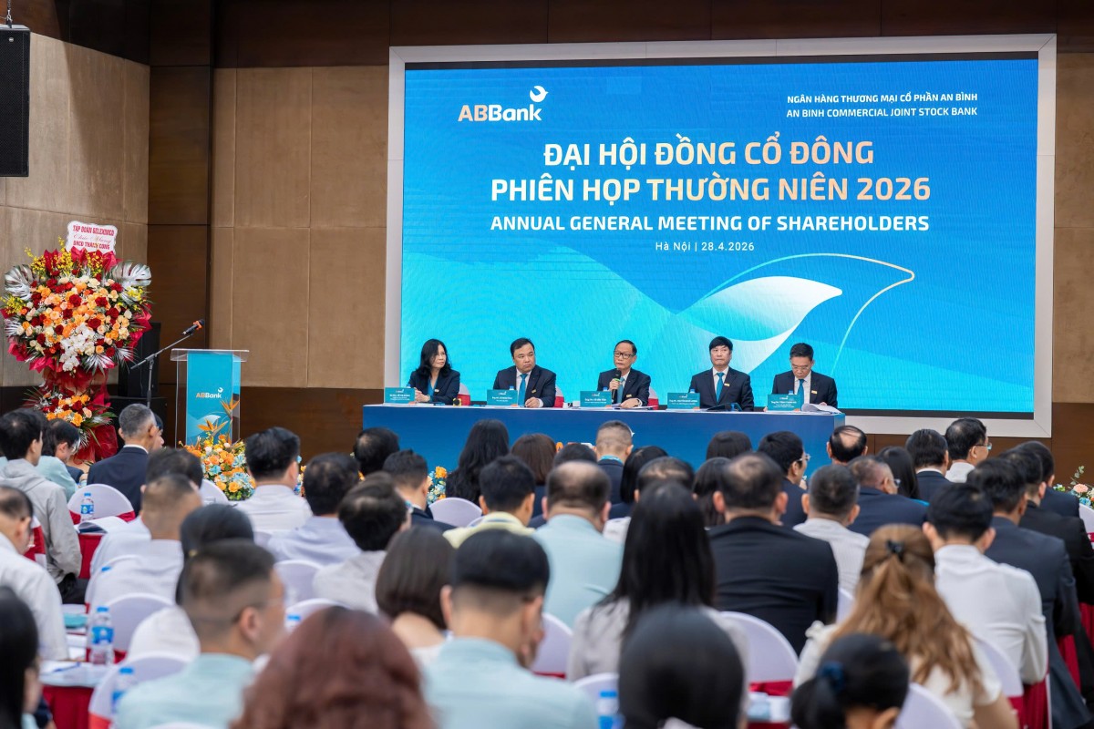 Chủ tịch HĐQT Vũ Văn Tiền: ABBank đang quá 'An Bình'