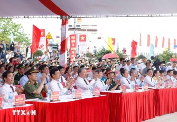 Tổng Bí thư, Chủ tịch nước dự Lễ Thượng cờ 