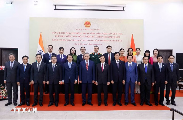 Tổng Bí thư, Chủ tịch nước Tô Lâm gặp gỡ cộng đồng người Việt tại Ấn Độ