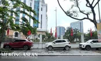 Hà Nội dự kiến tăng phí sử dụng vỉa hè, lòng đường