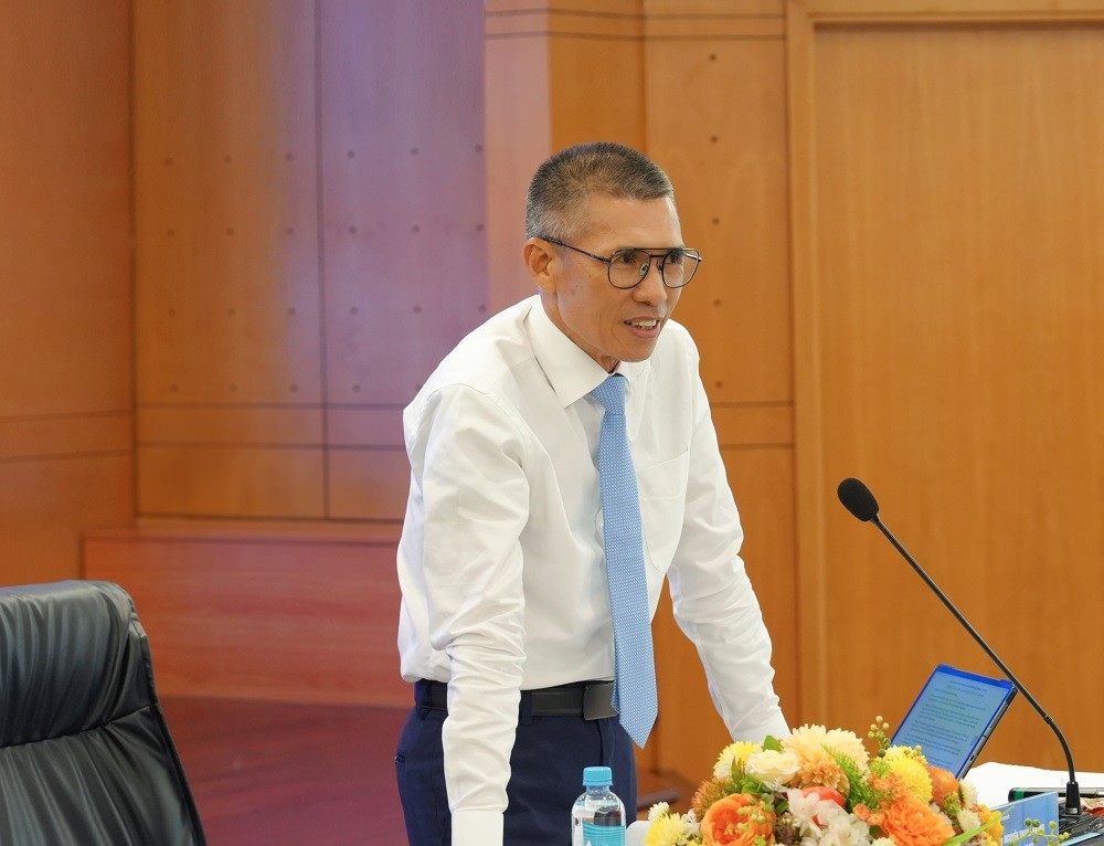Phó Tổng giám đốc Sacombank nộp đơn từ nhiệm