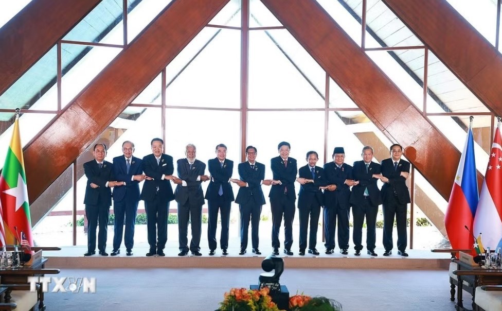 'Trong một thế giới đầy biến động, ASEAN cần đón đầu và định hình thay đổi'