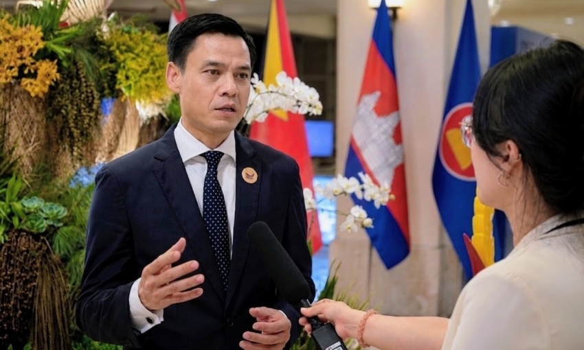 lan toa thong diep ve mot viet nam doi moi hoi nhap va vuon minh manh me