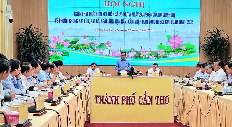 Bộ trưởng 555win Mobi và Môi trường (NN&MT) Trịnh Việt Hùng làm việc với các tỉnh, thành khu vực Đồng bằng sông Cửu Long (ĐBSCL) về triển khai các dự án phòng, chống sạt lở, ngập úng, hạn hán và xâm nhập mặn