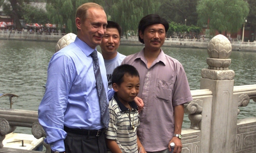 Tổng thống Nga Putin hội ngộ cậu bé Trung Quốc sau 26 năm