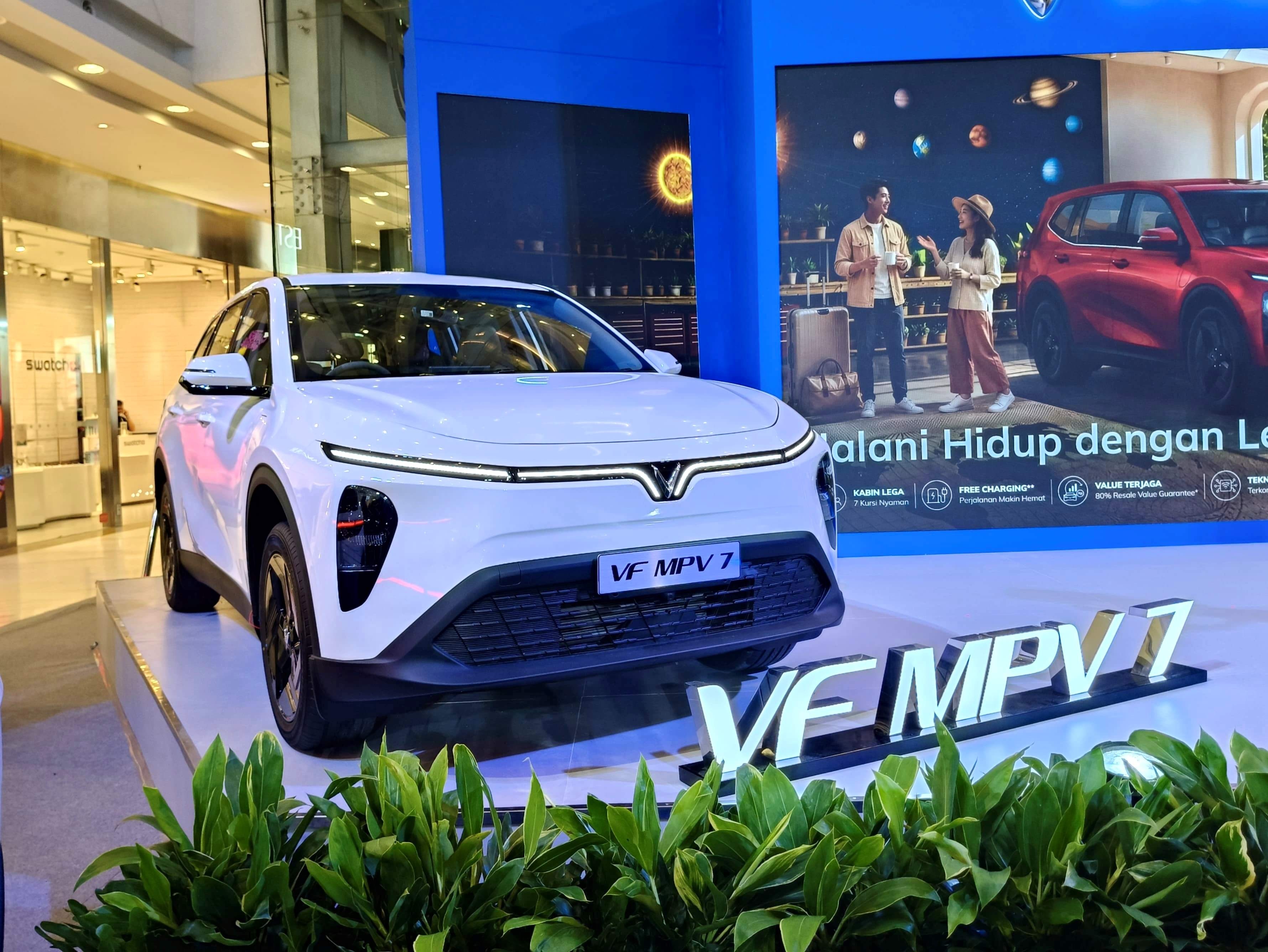 VinFast công bố đã xuất xưởng mẫu xe điện VF MPV 7 tại nhà máy VinFast Subang, Tây Java, Indonesia
