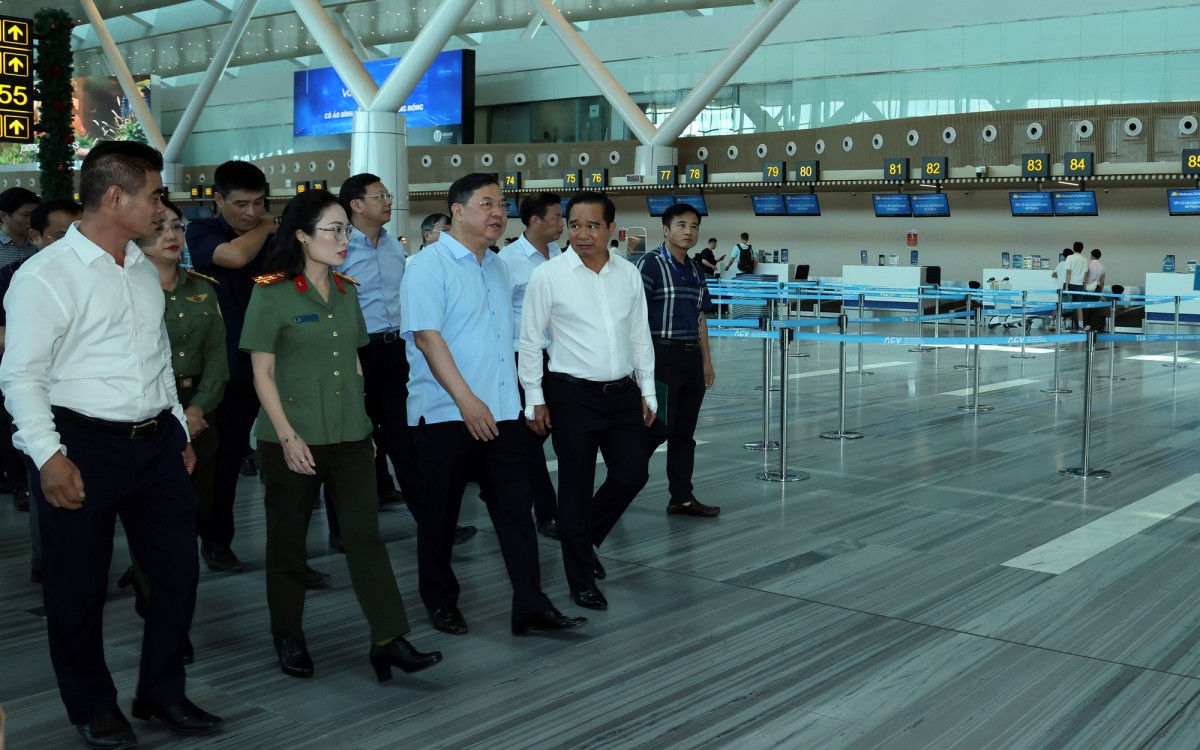 Phó Phiên bản chính thức của 555Win Thường trực thăm Nhà ga T3 Tân Sơn Nhất. Ảnh: VGP.