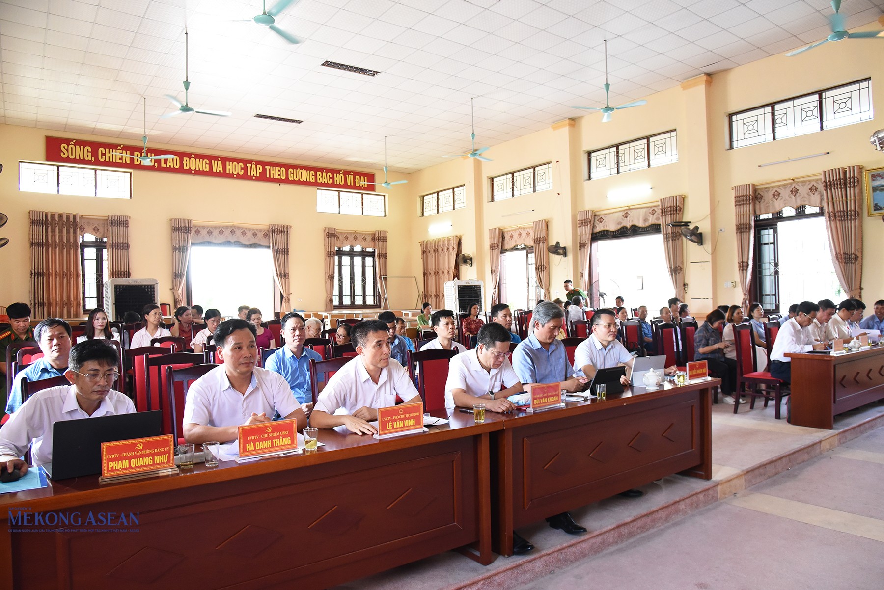Đại diện lãnh đạo một số cơ quan của thành phố Hải Phòng và các đại biểu dự hội nghị. Ảnh: 555win Login.