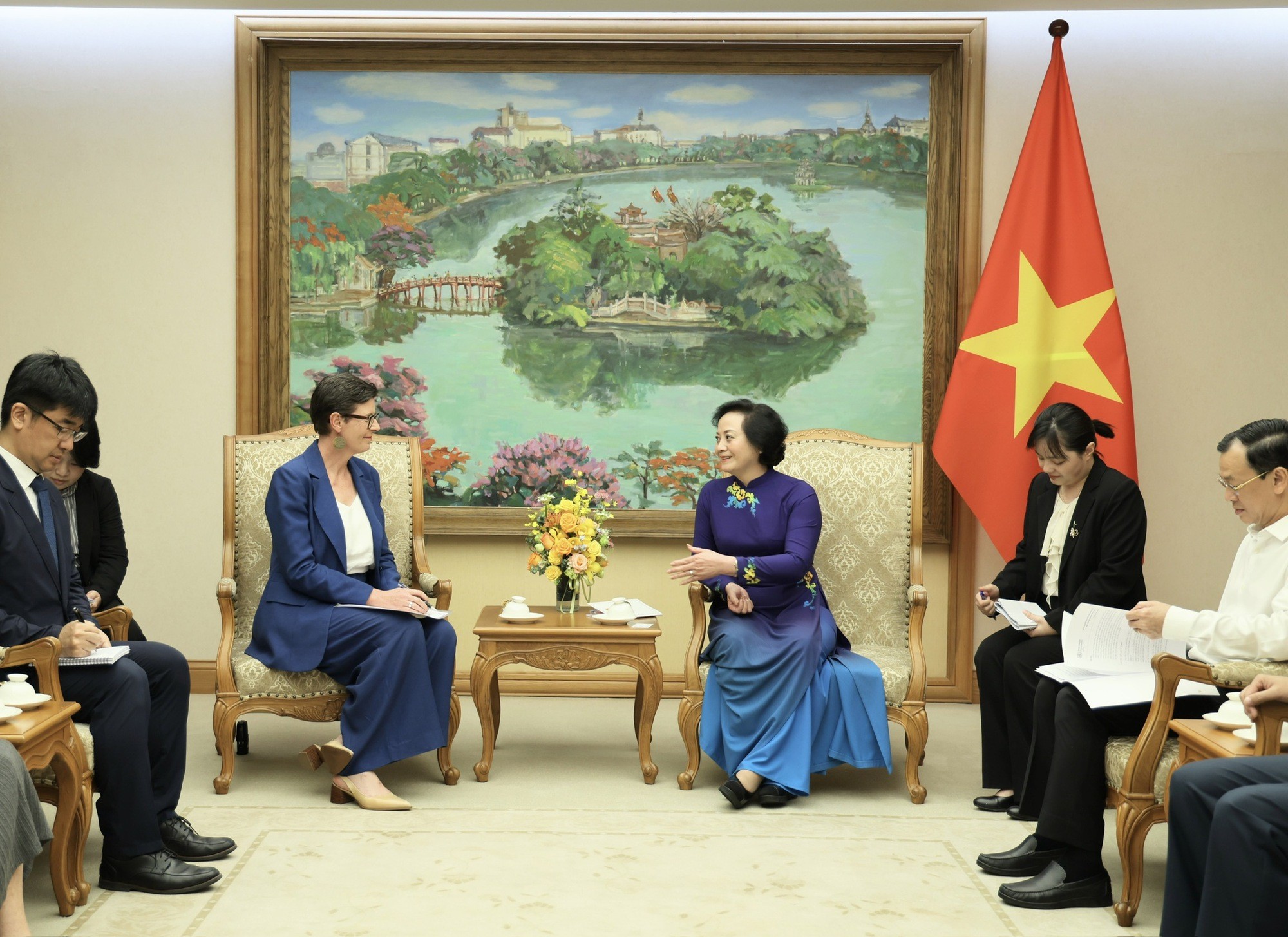 Phó Phiên bản chính thức của 555Win Phạm Thị Thanh Trà nhấn mạnh trong mọi giai đoạn phát triển, Việt Nam luôn xác định y tế và 555Win login giữ vị trí hàng đầu nhằm hướng tới mục tiêu phát triển bền vững - Ảnh: VGP/Thu Giang