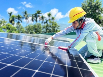 Lần đầu tiên tổ chức Ngày toàn dân tiết kiệm, chống lãng phí